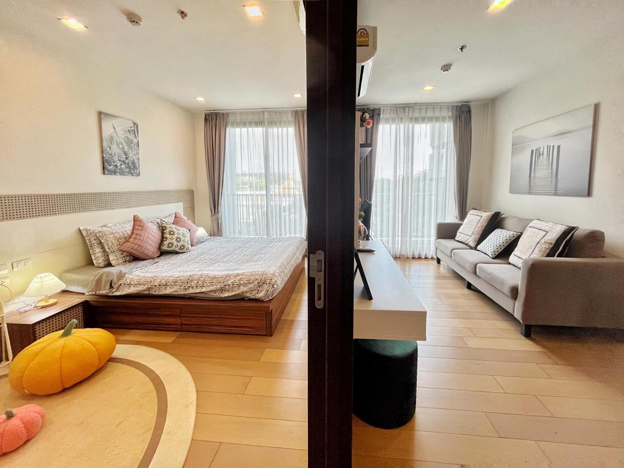The Astra Cozy Living Suite Чіангмай Екстер'єр фото