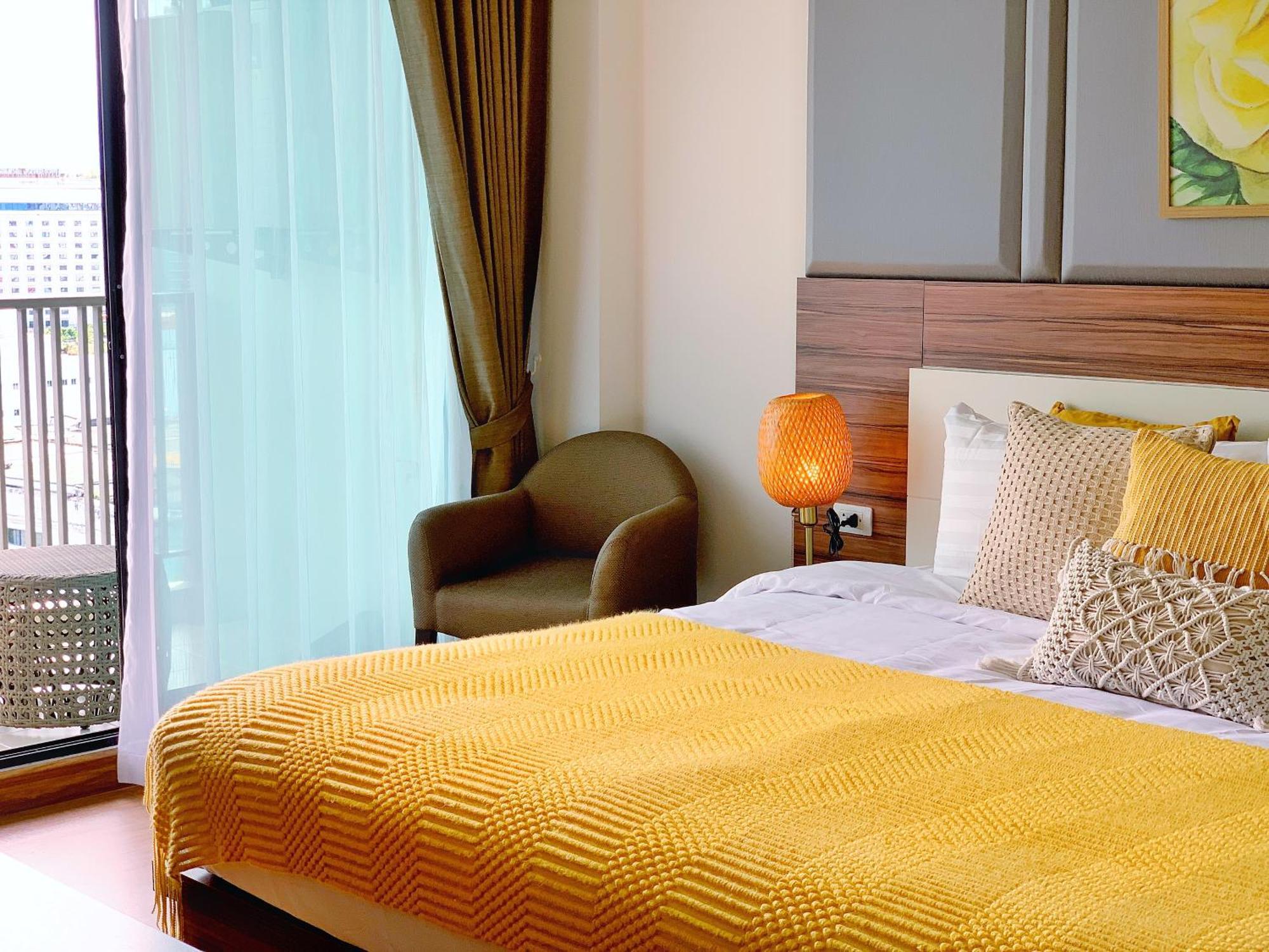 The Astra Cozy Living Suite Чіангмай Екстер'єр фото